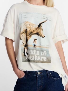 Cream Graphic Tee - "Middle of Nowhere" $55